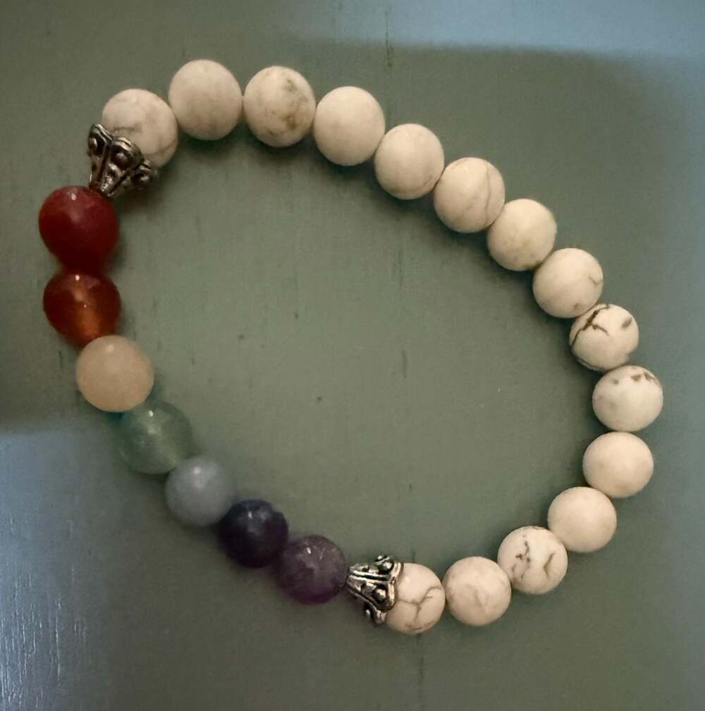 7 Chakra Howlite Beaded Elastic Stretch Bracelet with Silver-Tone Accent Beads